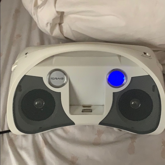 AM/FM RADIO WITH IPOD CHARGER - Picture 4 of 4